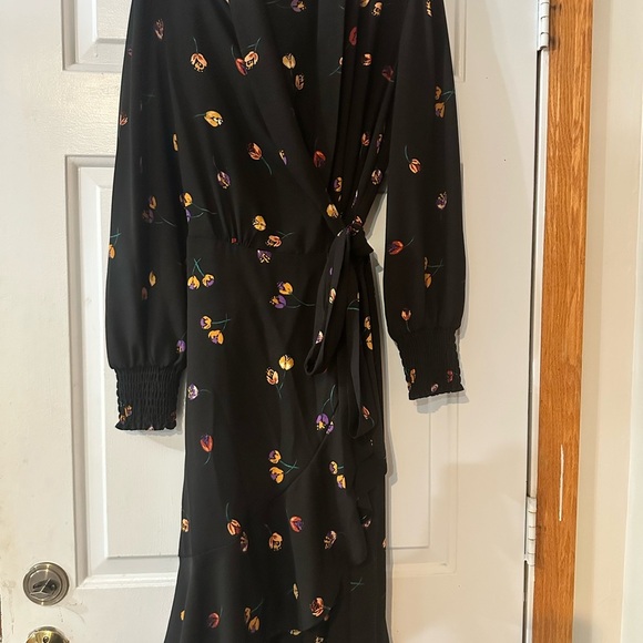 Cabi Divine Black Floral Long Sleeve Midi Dress. Size medium. - Picture 7 of 16